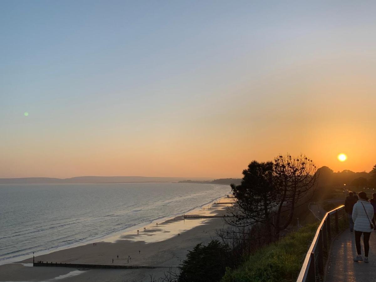 Bournemouth Beachfront Retreat 3 Bedroom 3 Bathroom Seaside B&B With Free Parking Extérieur photo