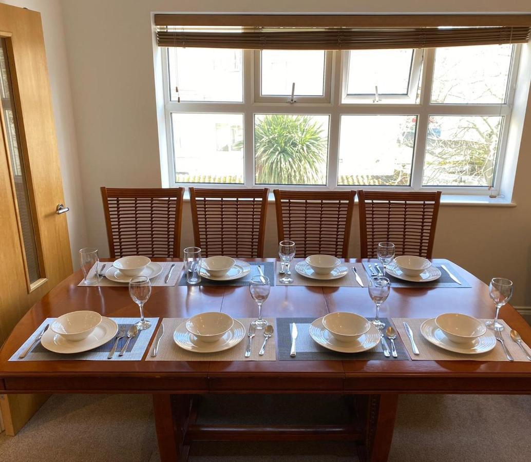 Bournemouth Beachfront Retreat 3 Bedroom 3 Bathroom Seaside B&B With Free Parking Extérieur photo
