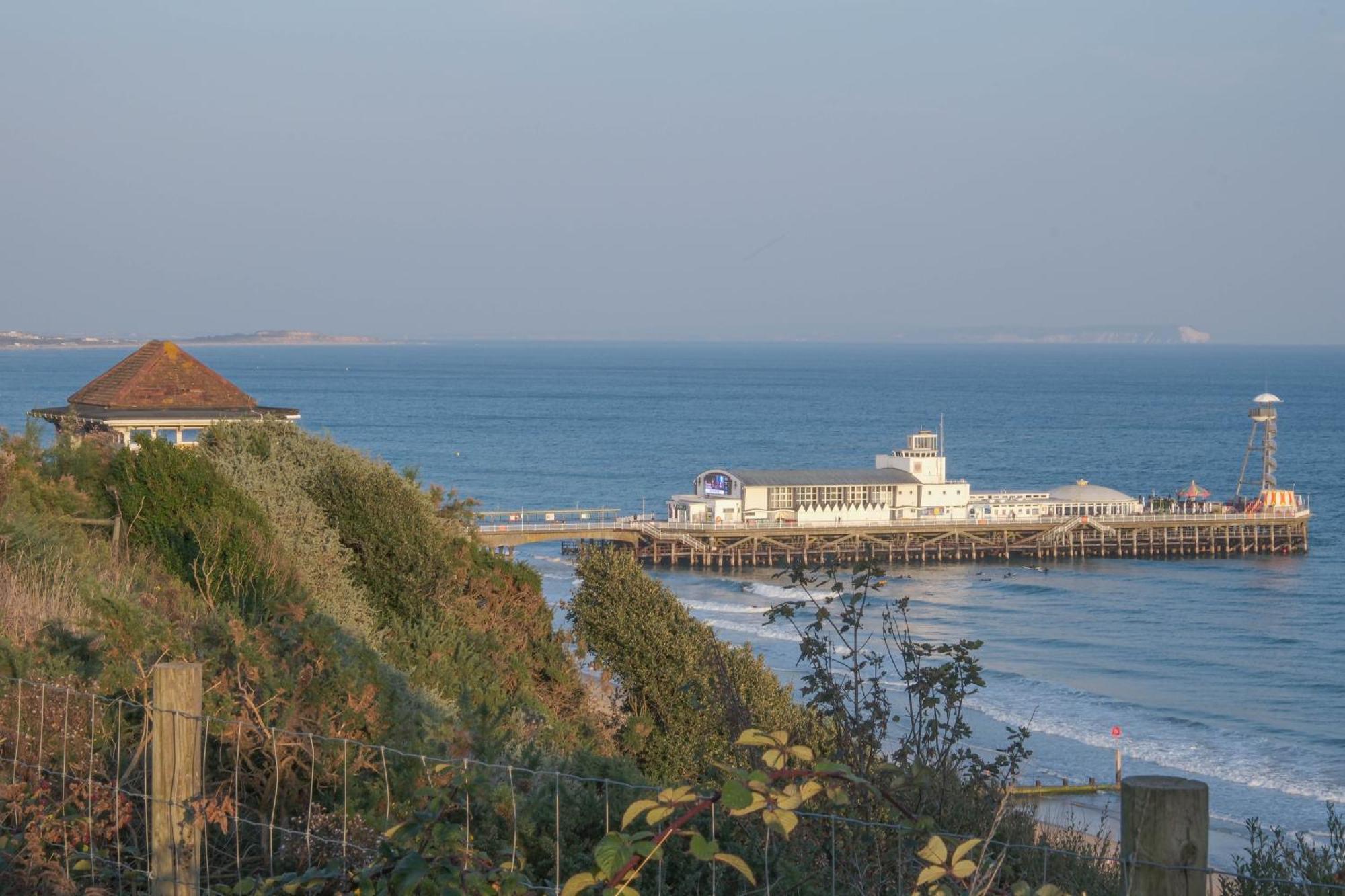 Bournemouth Beachfront Retreat 3 Bedroom 3 Bathroom Seaside B&B With Free Parking Extérieur photo