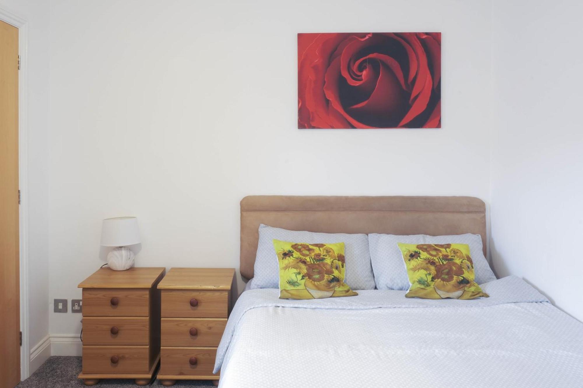 Bournemouth Beachfront Retreat 3 Bedroom 3 Bathroom Seaside B&B With Free Parking Extérieur photo